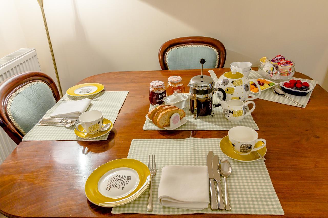 Bed and Breakfast St Ola à Jedburgh Extérieur photo